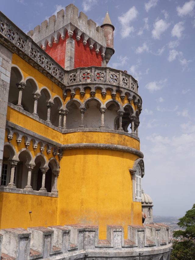 Sintra - 孩子夢中的彩色城堡 Peña Palace 