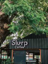 Slurp coffee specialist คาเฟ่ริมแม่น้ำ