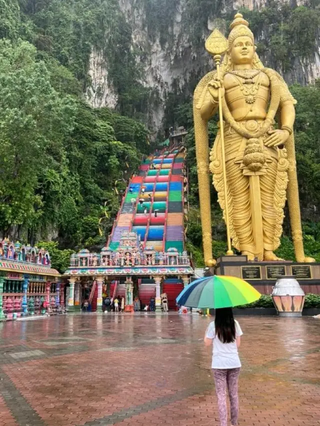 The tallest statue in Malaysia at Batu Caves