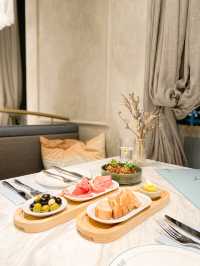 《🍴將軍澳海旁浪漫餐廳｜入門法國菜🇫🇷人均約$400享8道精緻菜》