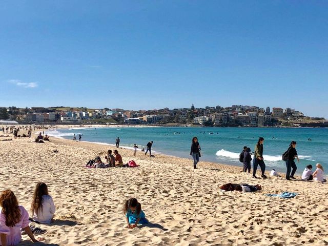 Bondi Beach 🌊☀️ and fun outdoor activities 🇦🇺