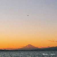 【夕日×海×富士山🗻千葉のウユニ塩湖】