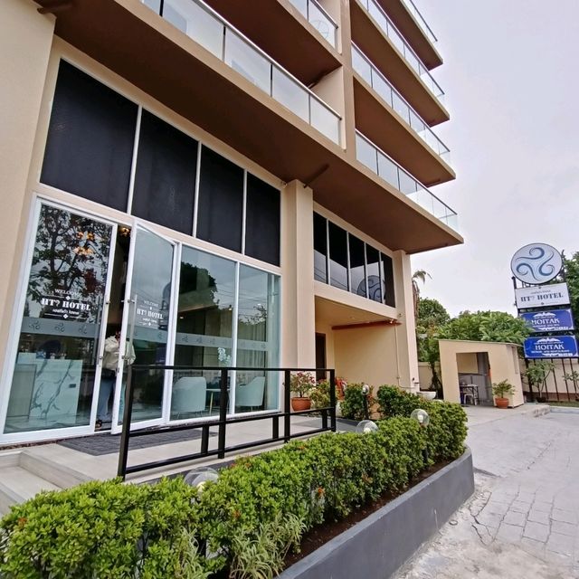 โรงแรมใหม่ น่าพักน่านอน HT9 Hoitak Residence