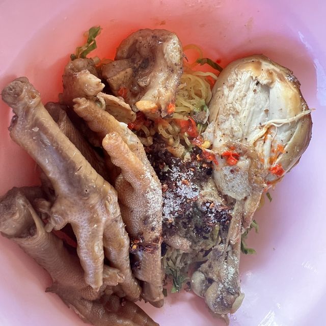 ก๋วยเตี๋ยวไก่มะระ บุฟเฟ่ต์59 บาท