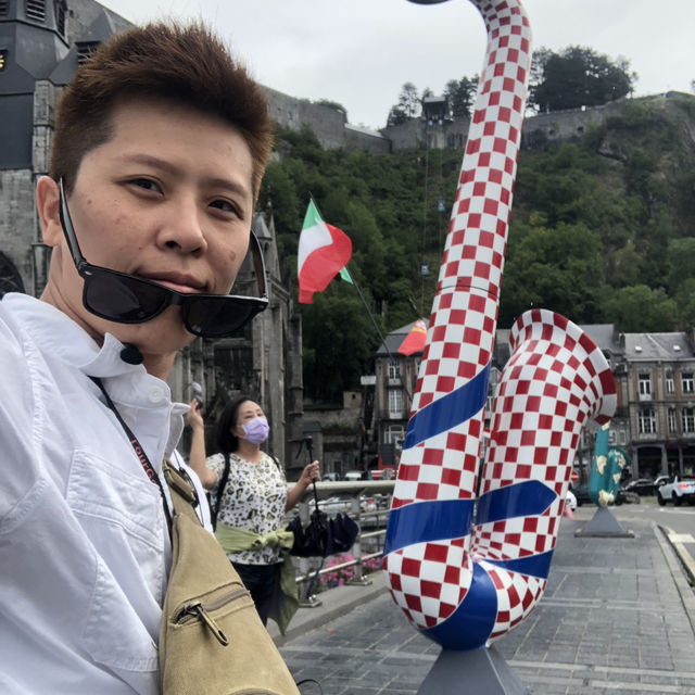 《Dinant小鎮》