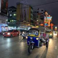 Enjoy street food at Yaowarat Road