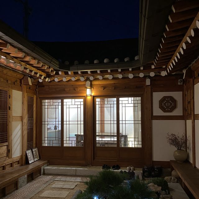 런던베이글세권! 북촌 아날로그 한옥숙소 추천해요!
