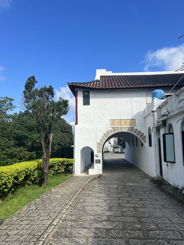 Easy Hike in Shatin - Tao Fung Shan