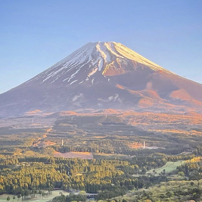 自然が作った日本のランドマーク富士山の美しさ🏔️ | Trip.com 富士吉田