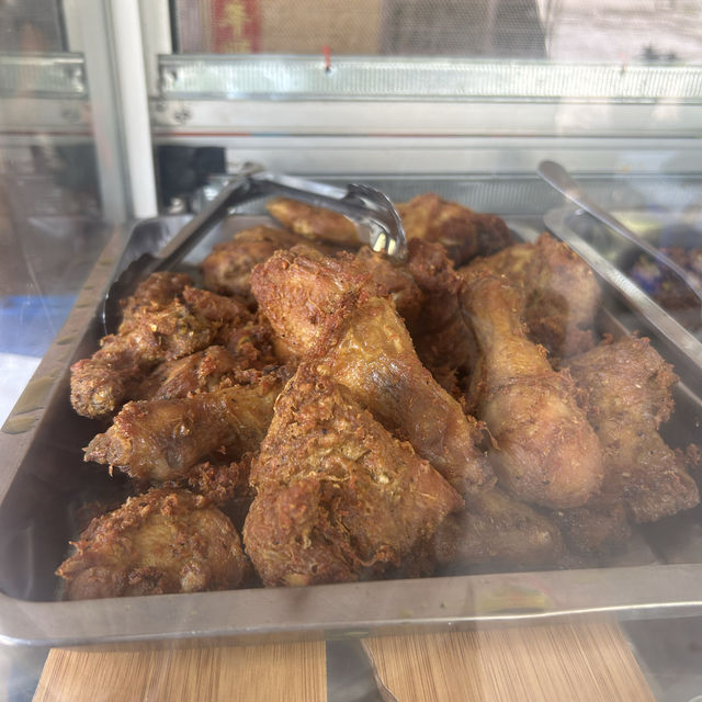 布賴新村兩餸飯 🍴🍚