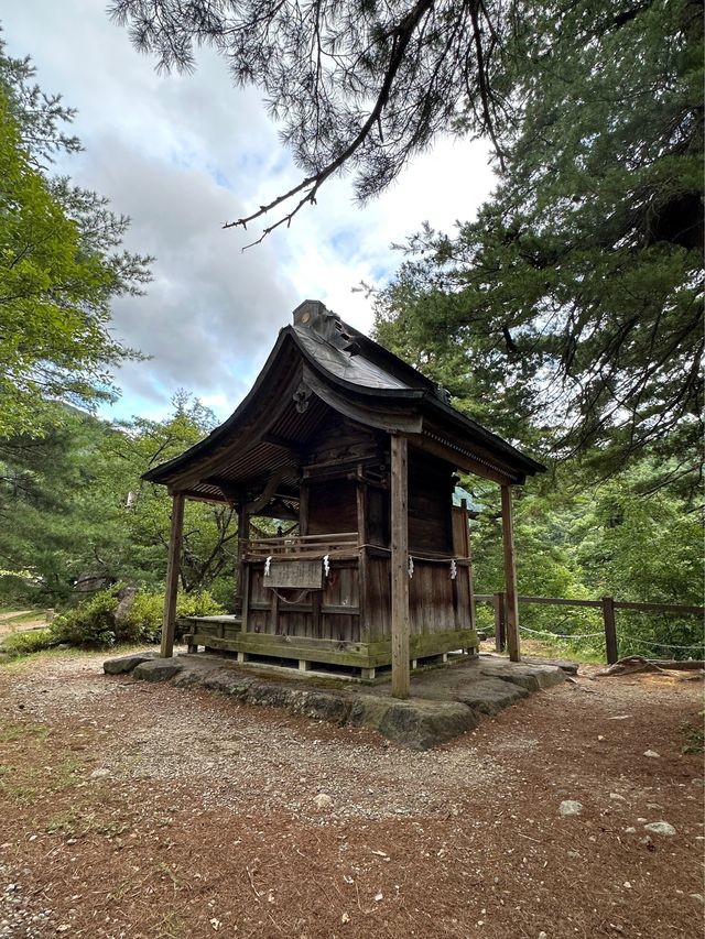 白川鄉 ｜荻町城跡展望台眺望合掌村📸