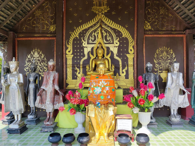สักการะขอพร หลวงพ่อโชคดี วัดท่าใหม่อิ 🙏🏻🙏🏻🙏🏻