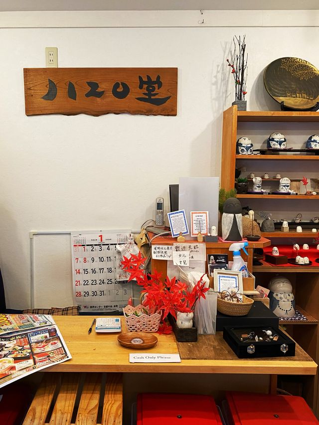 Pottery ceramic store in Kiyomizuzaka 😻