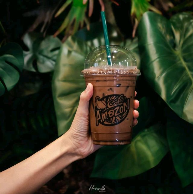 คาเฟ่สุดร่มรื่น ท่ามกลางสวนสวย ระยอง