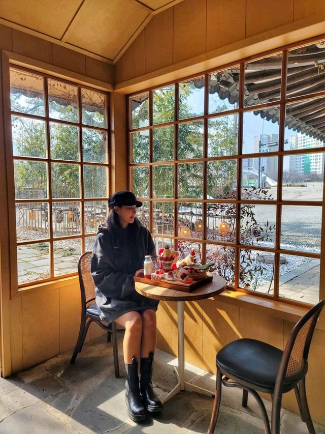 겨울이라 더 맛있는 딸기오마카세가 있는 카페🍓☕️