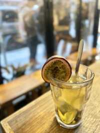  人氣龍蝦湯泡飯、鮑魚花膠雞煲翅
