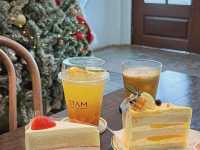 11AM Cafe and space