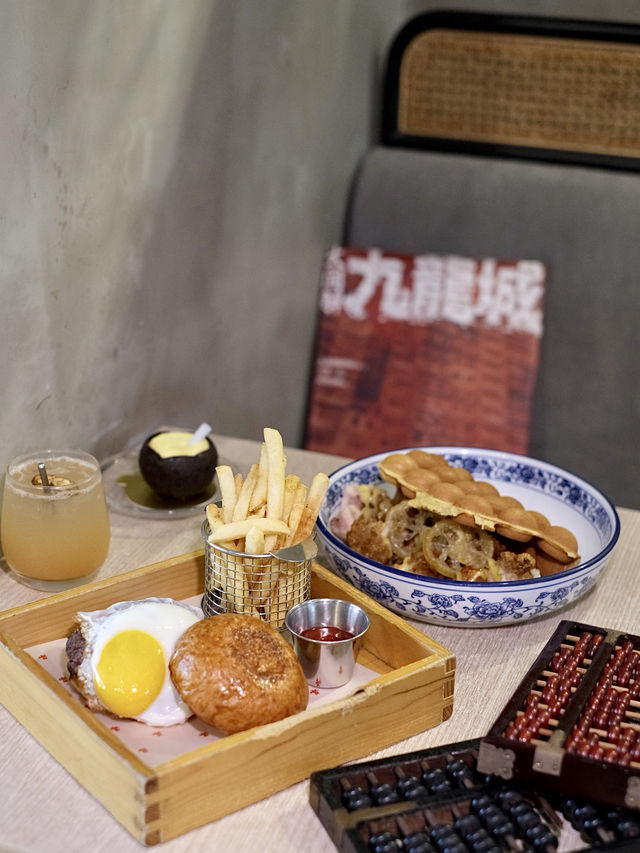 超過90年歷史，醫館活化成咖啡店