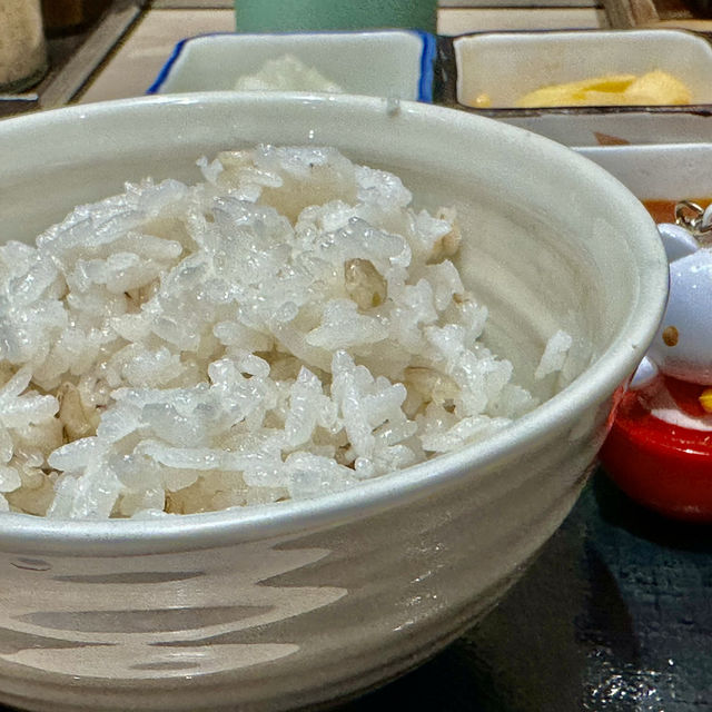 遠百A13館10樓（炸牛元村）非吃不可美食