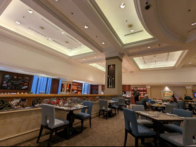 風光明媚，西湖畔的湖景星級酒店：河內喜來登酒店
