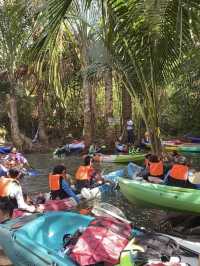 Kayak in Krabi Mirror Lake