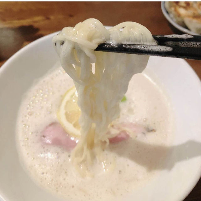 【福岡グルメ】芸能人も訪れる美味しいラーメン屋