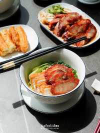 🥢🧧 อิ่มมื้อเที่ยงไปกับอาหารที่ Huá