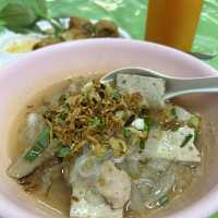 🍜คุณแดง ก๋วยจั๊บญวน ถนนพระอาทิตย์ 🤤