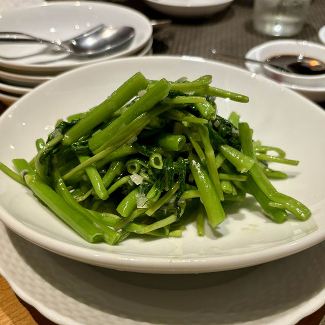 【兵庫・六甲道】本場の四川料理と香港仕込みの点心「Ngam Ngam Hou（アムアムホウ）」