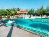 Coco Pino Bankrut Beach Resort