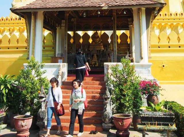 วัดพระธาตุหลวงเวียงจันทน์