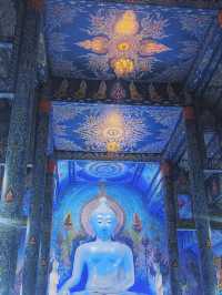 วัดร่องเสือเต้น วัดสีน้ำเงินแห่งเดียวในเชียงราย