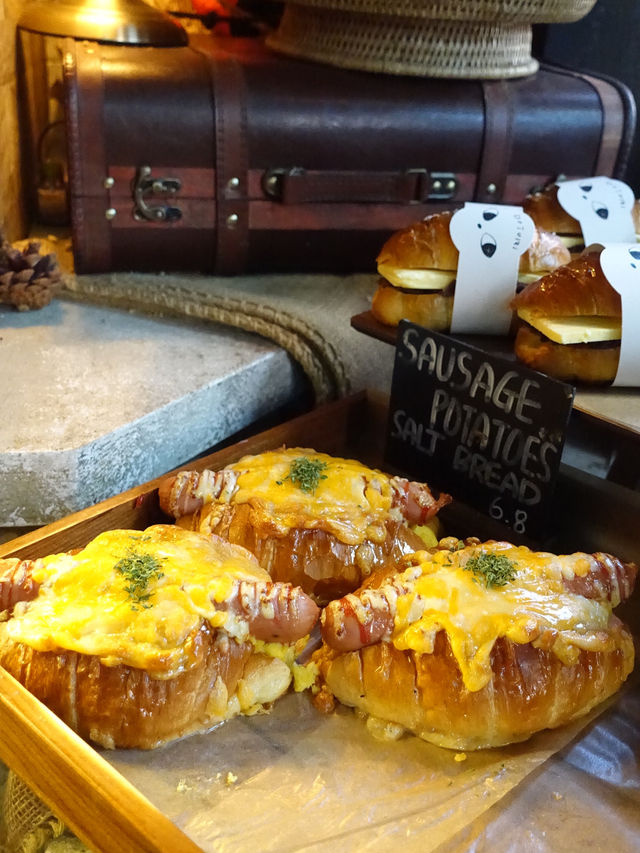 【📍韓国🇰🇷】最強朝ごはん🥞パンもヨーグルトも絶品😋店内も映えスポットだらけ！女子旅で絶対行って👍