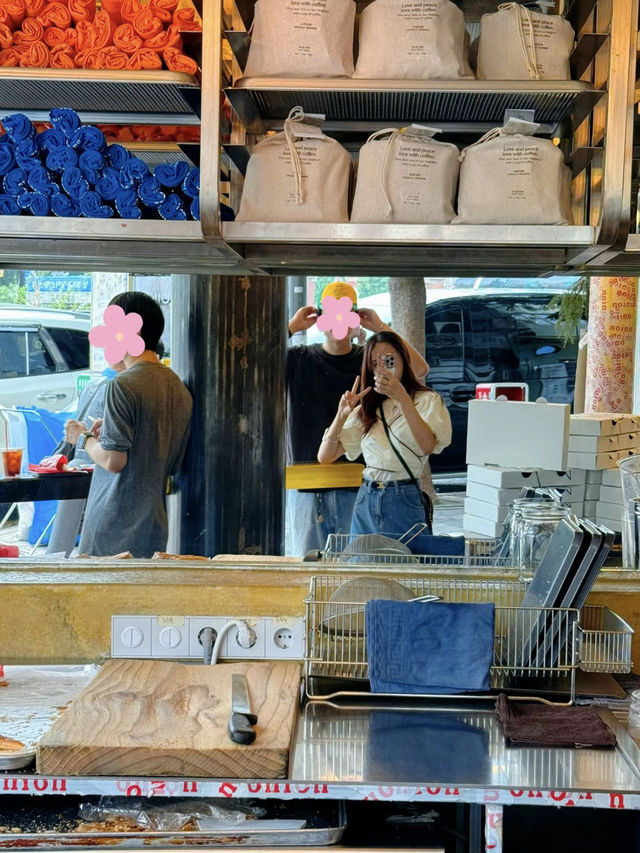 【韓国】市場に突如現れるおしゃれカフェ🫣🤍🌿ローカルさとモダンさが絶妙な空間onion☕️🥧