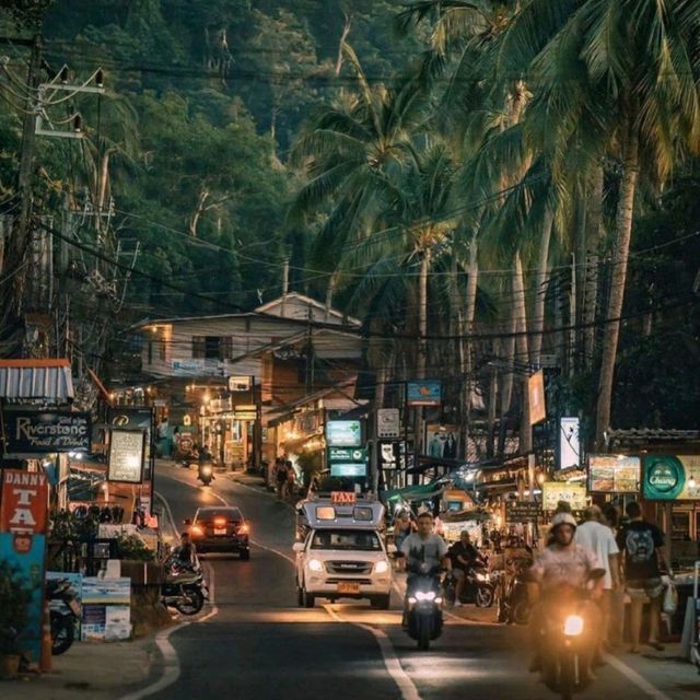 🌟 Beautiful Krabi Island – Nature’s Paradise! 🌴💙