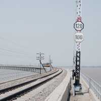 สะพานรถไฟลอยน้ำ ที่….ลพบุรี!