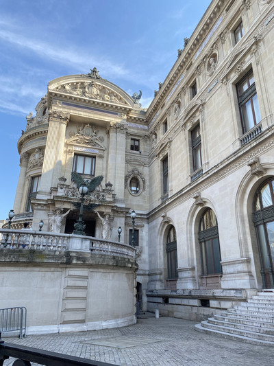 OPERA PARIS スウェット　オペラハウス　パリ　ガルニエ パリ・オペラ座のブティック。ロゴ入りアイテムや限定品をお土産