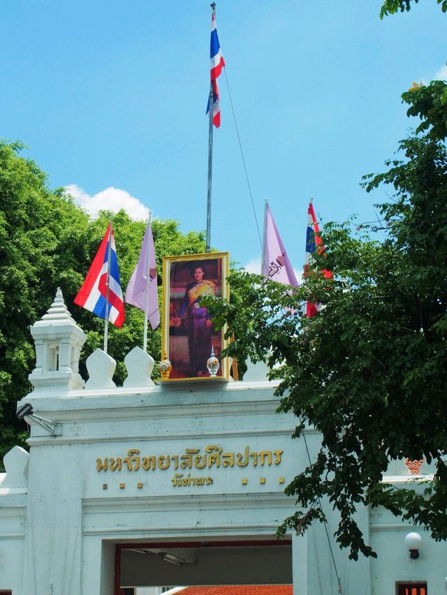 วัดพระศรีรัตนศาสดาราม กรุงเทพมหานคร
