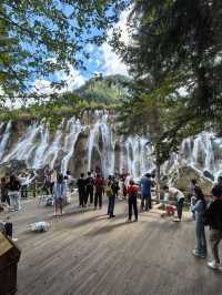 Jiuzhauguo Valley is a Perfect spot for Nature Lovers!