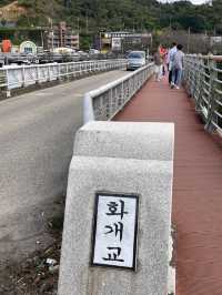 경남 하동의 역사 깊은 전통시장 ‘화개장터’