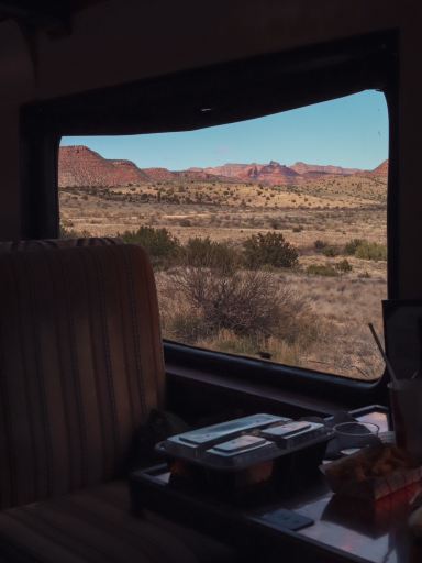 [A real Big Thunder Mountain!?] A train ride in Sedona recommended for kids