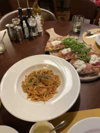 Via Emilia Restaurant 