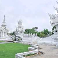 ร่องขุ่น 🙏🏼 พุทธศิลป์เมืองเชียงราย