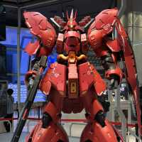 Gundam Heaven: My Gundam Shopping Adventure at LaLaport Fukuoka!