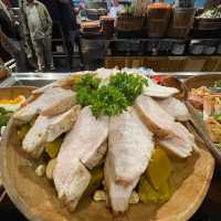 Lunch buffet  จุใจ 6 ใบแดง 