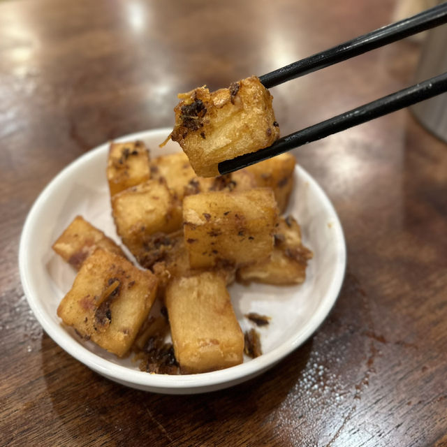 老香港復古裝潢．嘆港式一盅兩件