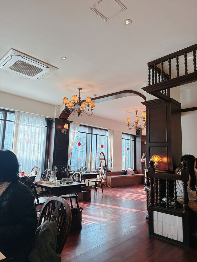 【韓国/ソウル】日本の喫茶店モチーフにしたフュージョン料理 