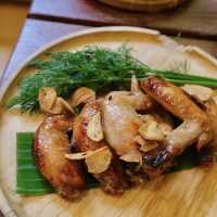 จ้ำเข่า เขาใหญ่ อาหารอีสาน Michelin Guide 3 ปีซ้อน