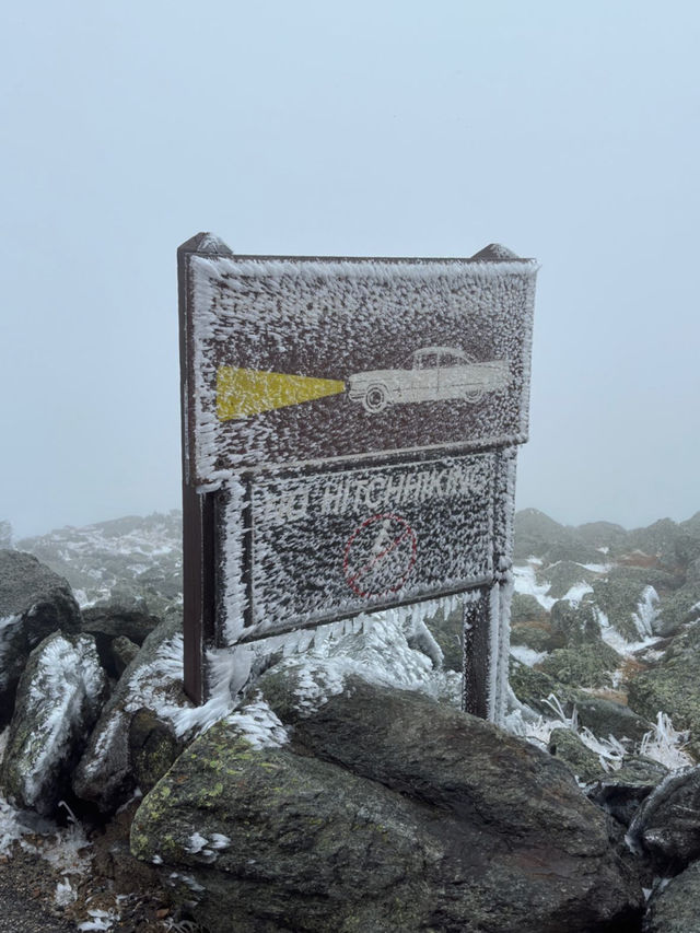 Freezing but beautiful Mountain Washington