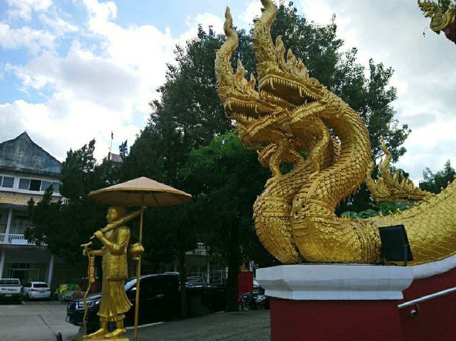 วัดมุงเมือง..วัดที่รอดจากถูกทำลาย